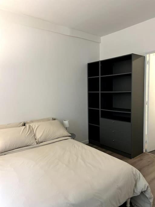Le Petit Paris Compiegne Apartamento Exterior foto